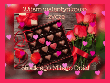 Pude�ko czekoladek w kszta�cie serc, czerwone r�e, prezent i napisy walentynkowe na tle drewna