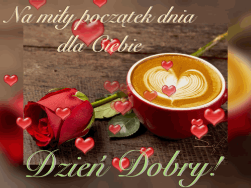 Filiżanka kawy z pianką w kształcie serca, czerwona róża i napisy na drewnianym tle