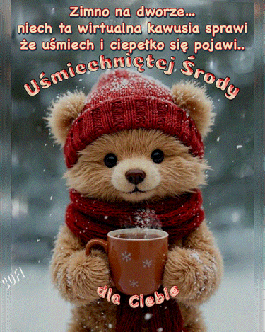 Pluszowy mi� w czerwonej czapce i szaliku trzyma paruj�cy kubek gor�cej kawy zim�